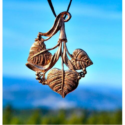 LIME LEAVES PENDANT - Slavic Tree - Bronze