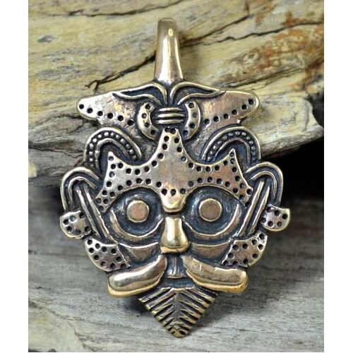 VIKING HEAD PENDANT - Gnezdovo - Bronze