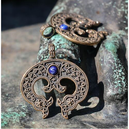 LUNULA PENDANT - Early Medieval - Bronze and Lapis Lazuli