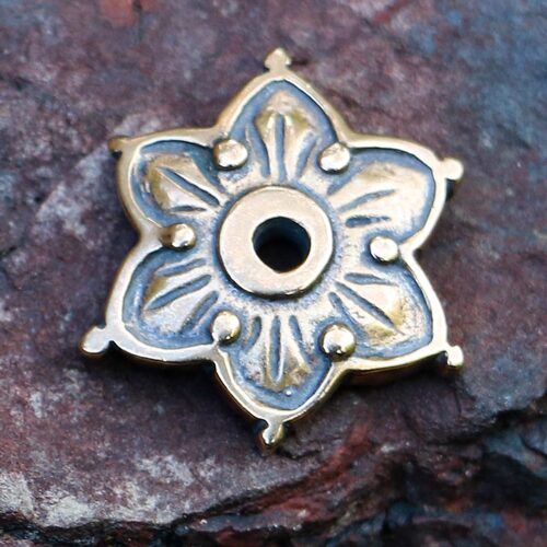 ROSSETTE FLOWER BELT MOUNT - Medieval - Bronze