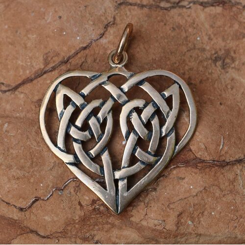 CELTIC HEART PENDANT - Bronze