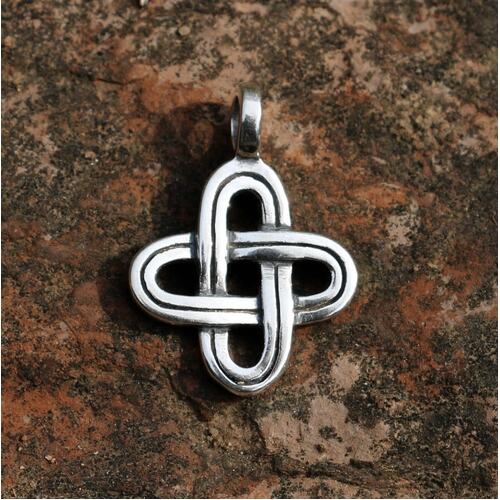 SIMPLE KNOT PENDANT - Sterling Silver